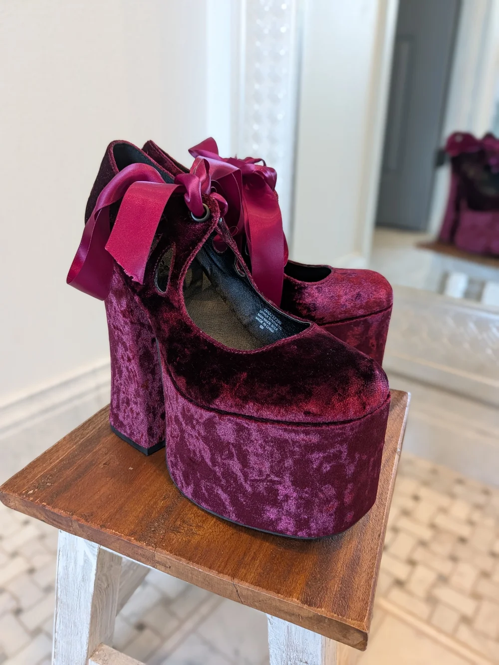 NWOT Widow By Dollskill 7 DECADENT VISION PLATFORM MARY JANES